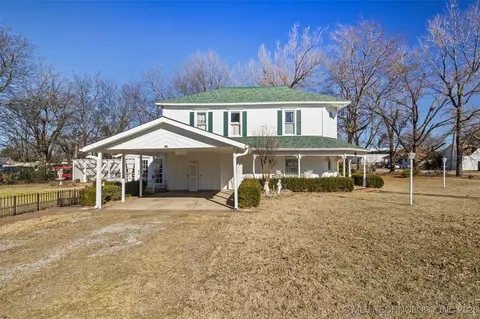 403 N Choctaw Ave, Claremore, OK 74017