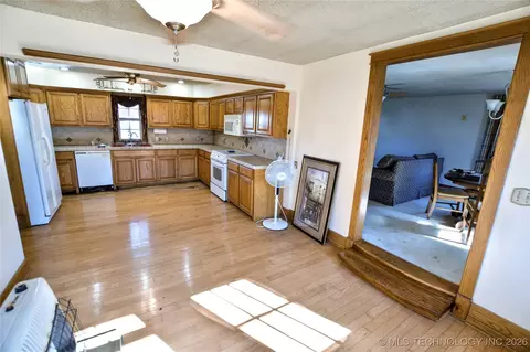 452058 E 965 Loop, Vian, OK 74962 photo 5