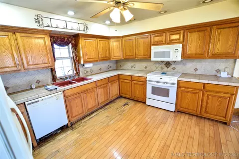452058 E 965 Loop, Vian, OK 74962 photo 6