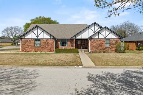 2011 NW 8th, Ardmore, OK 73401