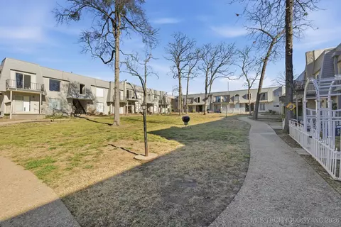 4860 E 68th Street 136, Tulsa, OK 74136 photo 14