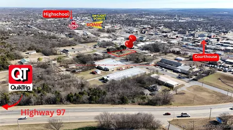 223 E Jackson Ave N, Sapulpa, OK 74066