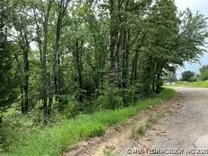 146 Th Rd, Mounds, OK 74047