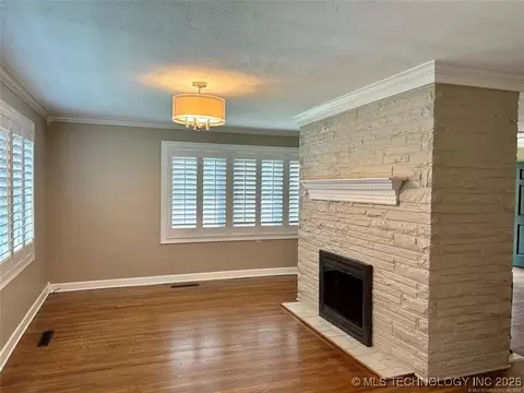 Living - 1648 E 36th St, Tulsa, OK 74105 photo 4 of 4
