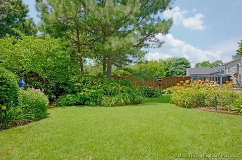 Exterior - 1648 E 36th St, Tulsa, OK 74105 photo 6 of 18
