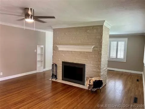 Living - 1648 E 36th St, Tulsa, OK 74105 photo 1 of 4