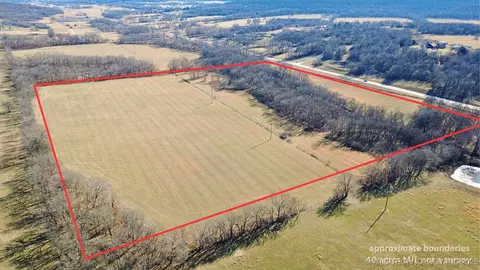13788 W 770 Rd, Tahlequah, OK 74464