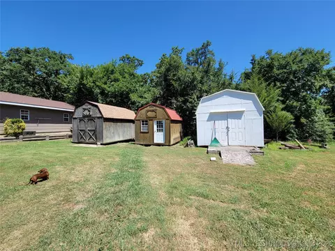 Exterior - 395 Bower Rd, Eufaula, OK 74432 photo 6 of 17