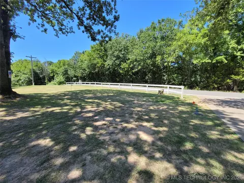 Exterior - 395 Bower Rd, Eufaula, OK 74432 photo 11 of 17