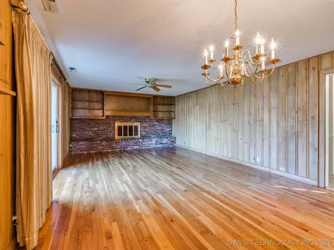 3759 E 46th Pl, Tulsa, OK 74135 photo 7