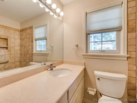 3759 E 46th Pl, Tulsa, OK 74135 photo 38