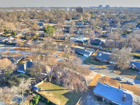 3759 E 46th Pl, Tulsa, OK 74135 photo 45