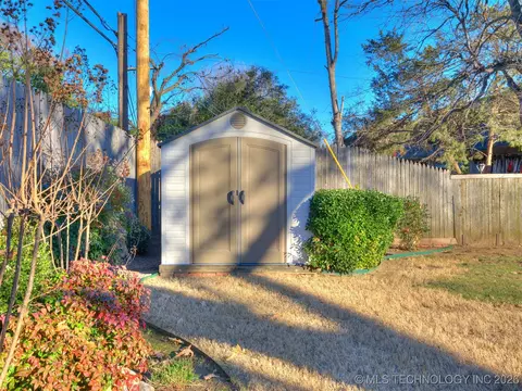 3759 E 46th Pl, Tulsa, OK 74135 photo 39