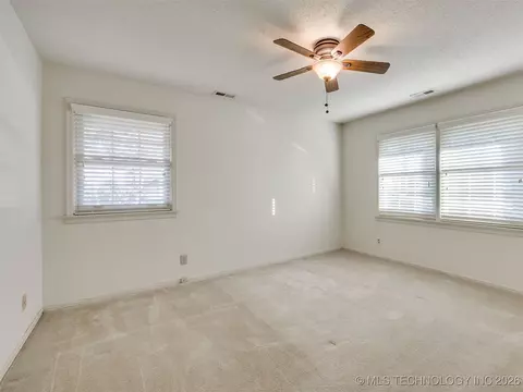 3759 E 46th Pl, Tulsa, OK 74135 photo 35