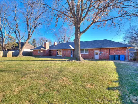 3759 E 46th Pl, Tulsa, OK 74135 photo 4