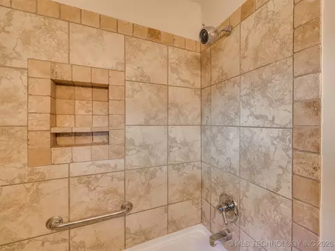 3759 E 46th Pl, Tulsa, OK 74135 photo 31