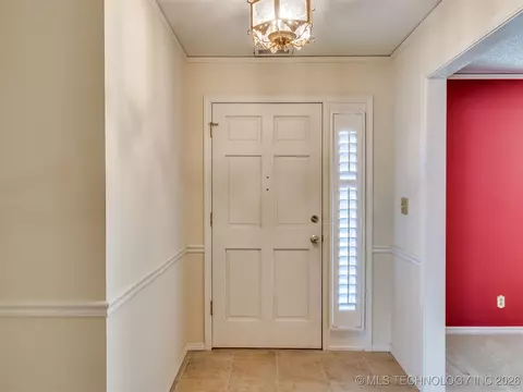 3759 E 46th Pl, Tulsa, OK 74135 photo 12