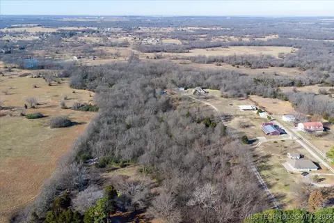 0001 S 4130 Rd, Catoosa, OK 74015