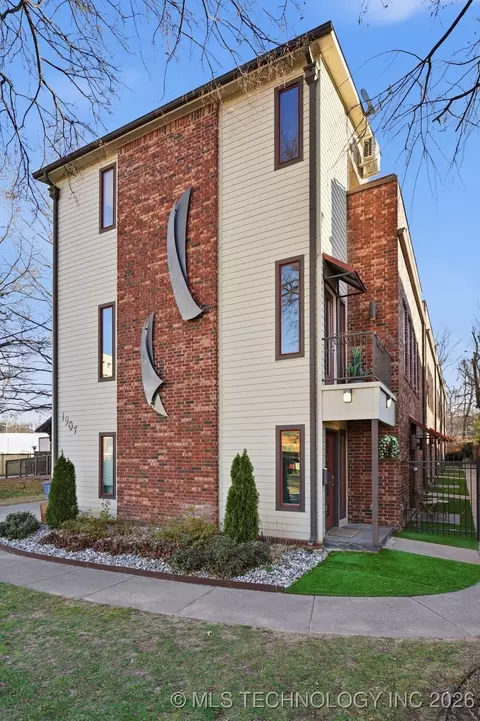 1907 S Boston Avenue A, Tulsa, OK 74119