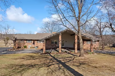 17837 E Brady St, Catoosa, OK 74015