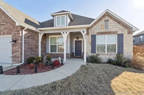 2721 S 8th St, Broken Arrow, OK 74012