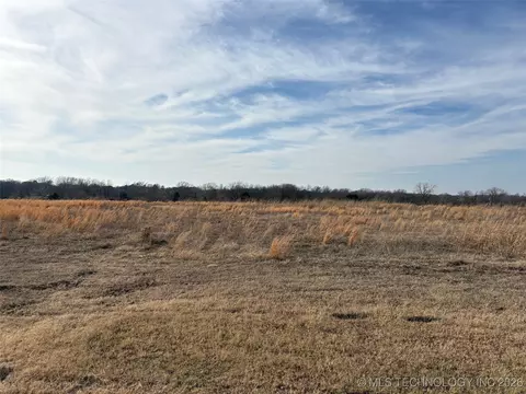 211 Th St S, Porter, OK 74454