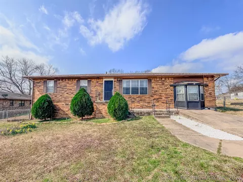 21887 Coffee Hollow Rd, Tahlequah, OK 74464