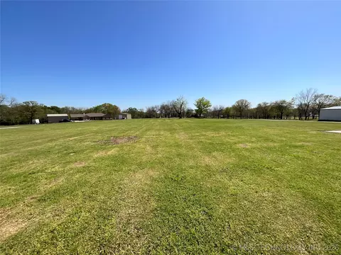 4892 Jaco Ln, Kingston, OK 73439