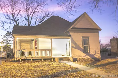 Exterior - 600 W 16th, Ada, OK 74820 photo 3 of 3
