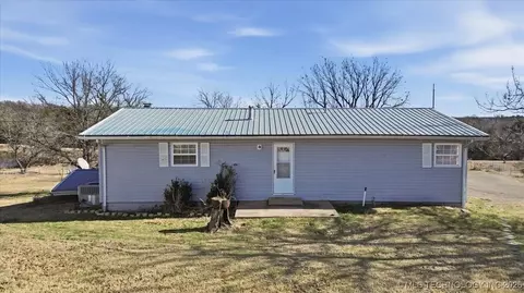 Exterior - 760707 S County Road 3520 Rd, Cushing, OK 74023 photo 3 of 3