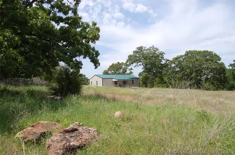 28755 S 230 Rd, Henryetta, OK 74437
