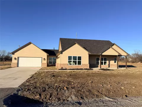 187 W 481 Rd, Pryor, OK 74361