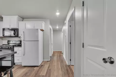 2618 E Oklahoma St, Tulsa, OK 74106 photo 10