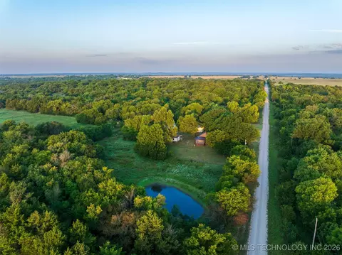 2 E Mcelroy Rd, Yale, OK 74085 photo 10