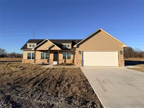 157 W 481 Rd, Pryor, OK 74361