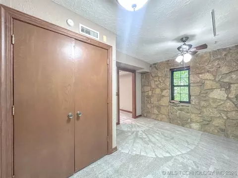 4411 E 72nd Pl, Tulsa, OK 74136 photo 35