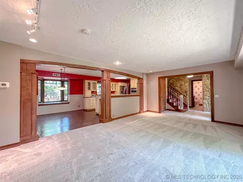 4411 E 72nd Pl, Tulsa, OK 74136 photo 32