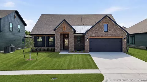 5003 N Walnut Pl, Broken Arrow, OK 74012