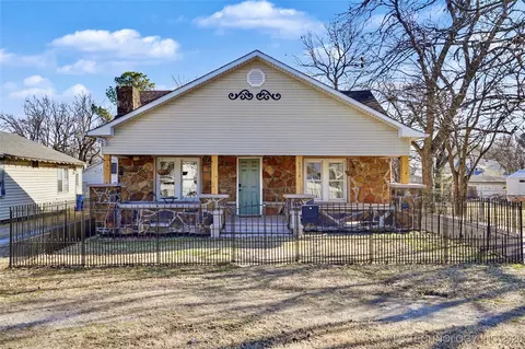 4713 S 27th West Ave, Tulsa, OK 74107