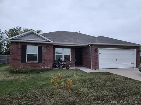 14306 N 73rd East Ave, Collinsville, OK 74021