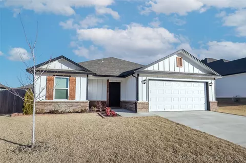 12029 E 108th St N, Owasso, OK 74055