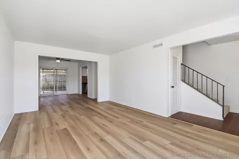 5528 E 46th Street 9, Tulsa, OK 74135 photo 7
