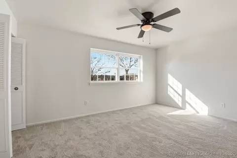 5528 E 46th Street 9, Tulsa, OK 74135 photo 17