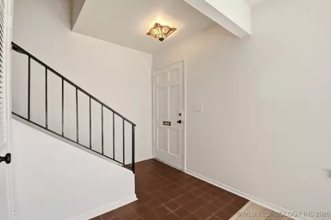5528 E 46th Street 9, Tulsa, OK 74135 photo 5