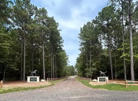 0004 Three Creeks Rd, Broken Bow, OK 74728