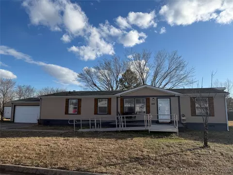 607 Crabapple Ct, Muskogee, OK 74403