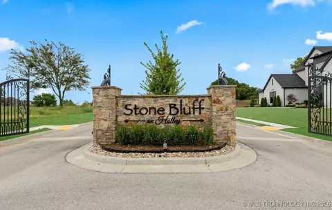 10612 S Holley St, Jenks, OK 74037