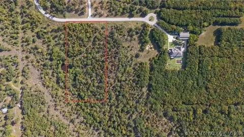 11447 Mary Knox Dr, Okmulgee, OK 74447