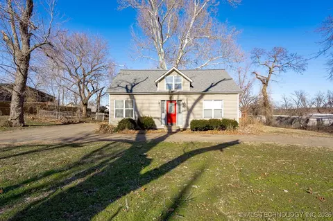 112 W First St, Coyle, OK 73027