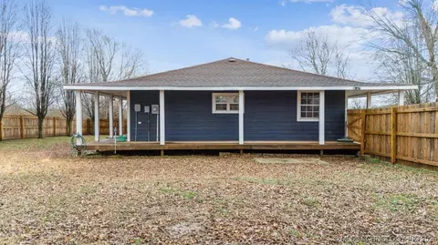 396 Cherokee Ln, Bluejacket, OK 74333